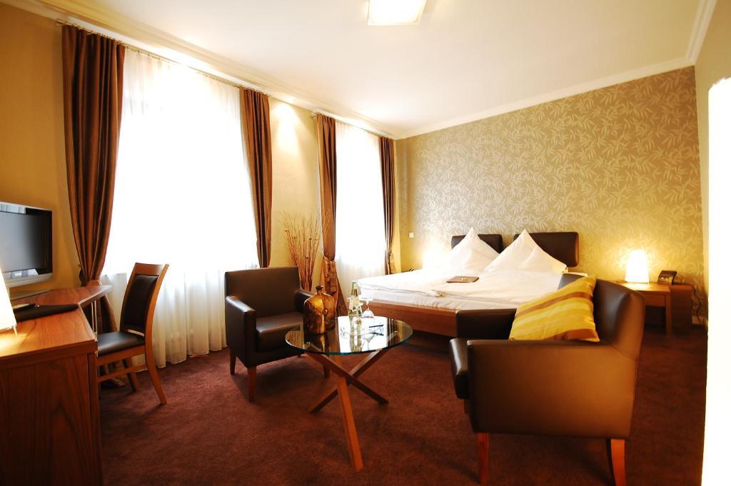 Hotel Binz Bernkastel-Kues Pokój zdjęcie