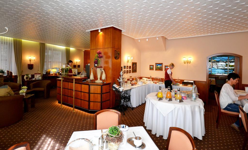 Hotel Binz Bernkastel-Kues Zewnętrze zdjęcie