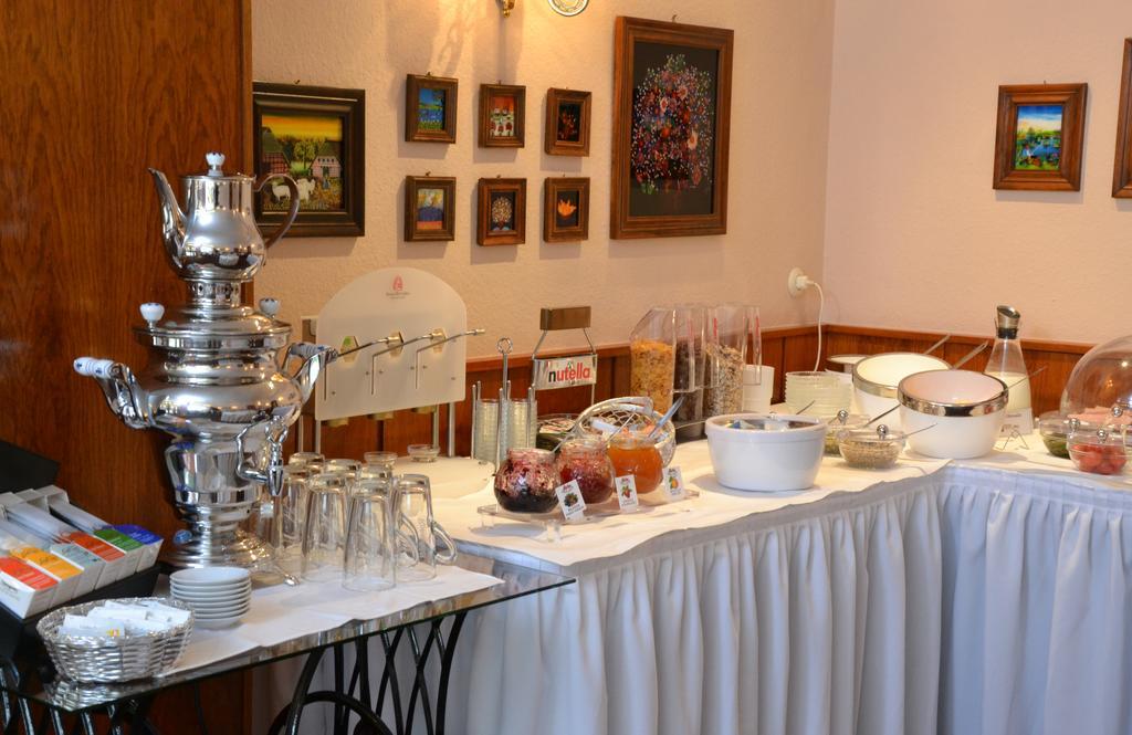 Hotel Binz Bernkastel-Kues Zewnętrze zdjęcie